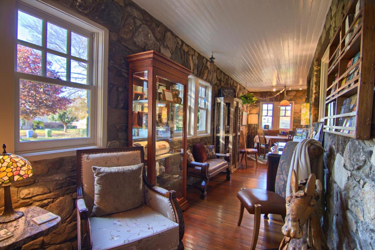 North Lodge On Oakland Bed And Breakfast Asheville Exterior foto